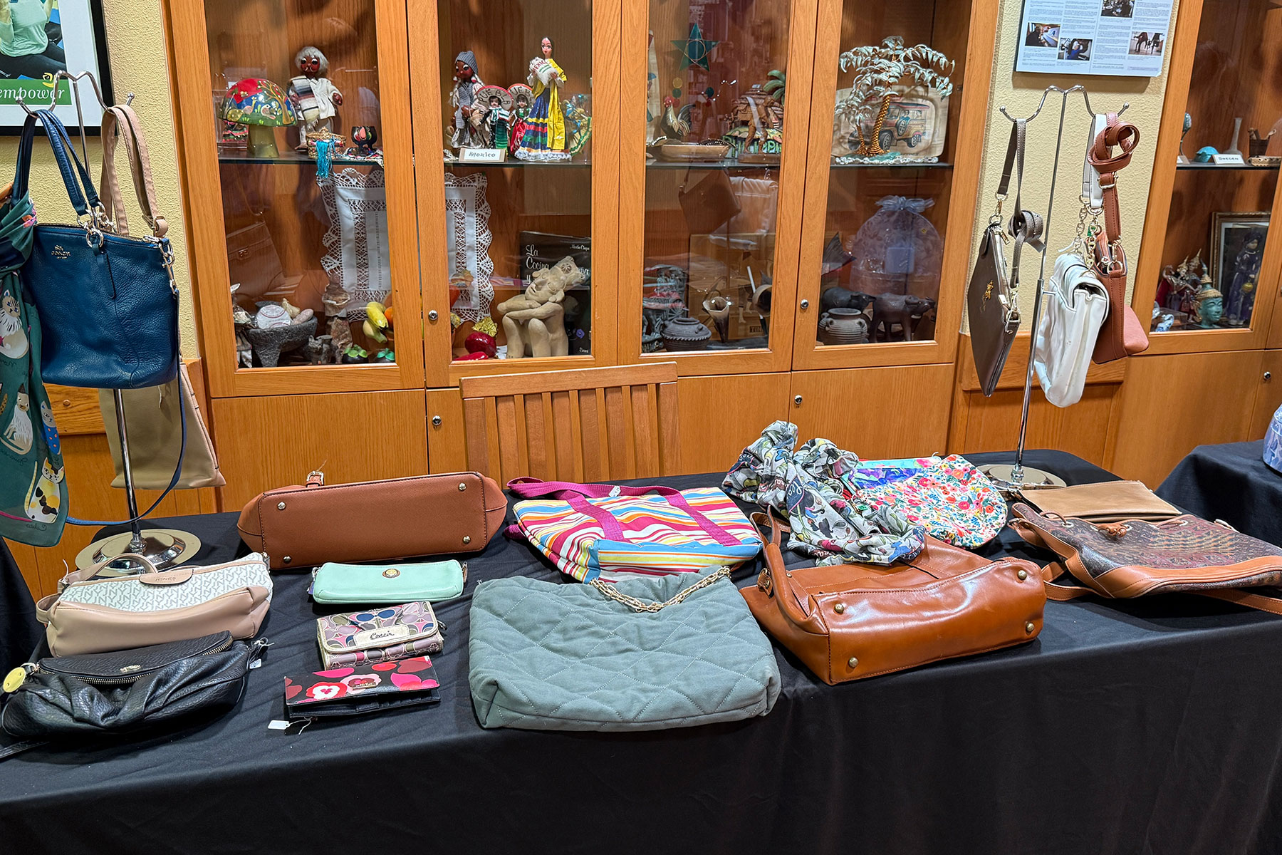 boutique sale donations